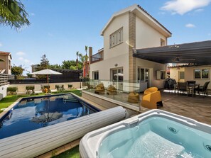 Pool - Rock Azure Villa | Pool & Jacuzzi in Ayia Thekla (Ayia Napa)