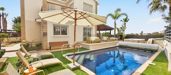 Rock Azure Villa | Pool & Jacuzzi in Ayia Thekla