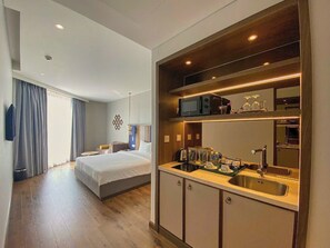 Deluxe Studio | In-room safe, desk, laptop workspace, soundproofing - APEC CHAMPA MUI NE BINH THUAN CONDOTEL (Phan Thiet)