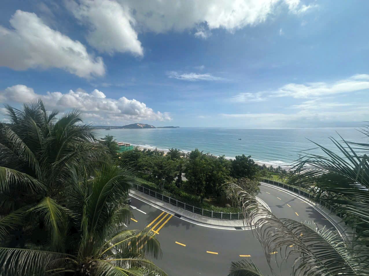 แฟมิลี่สตูดิโอ, เห็นวิวทะเลบางส่วน | อื่นๆ