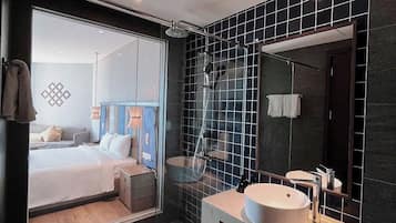 Family Studio, Partial Sea View | Bathroom