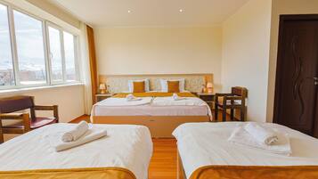 Free WiFi, wheelchair access