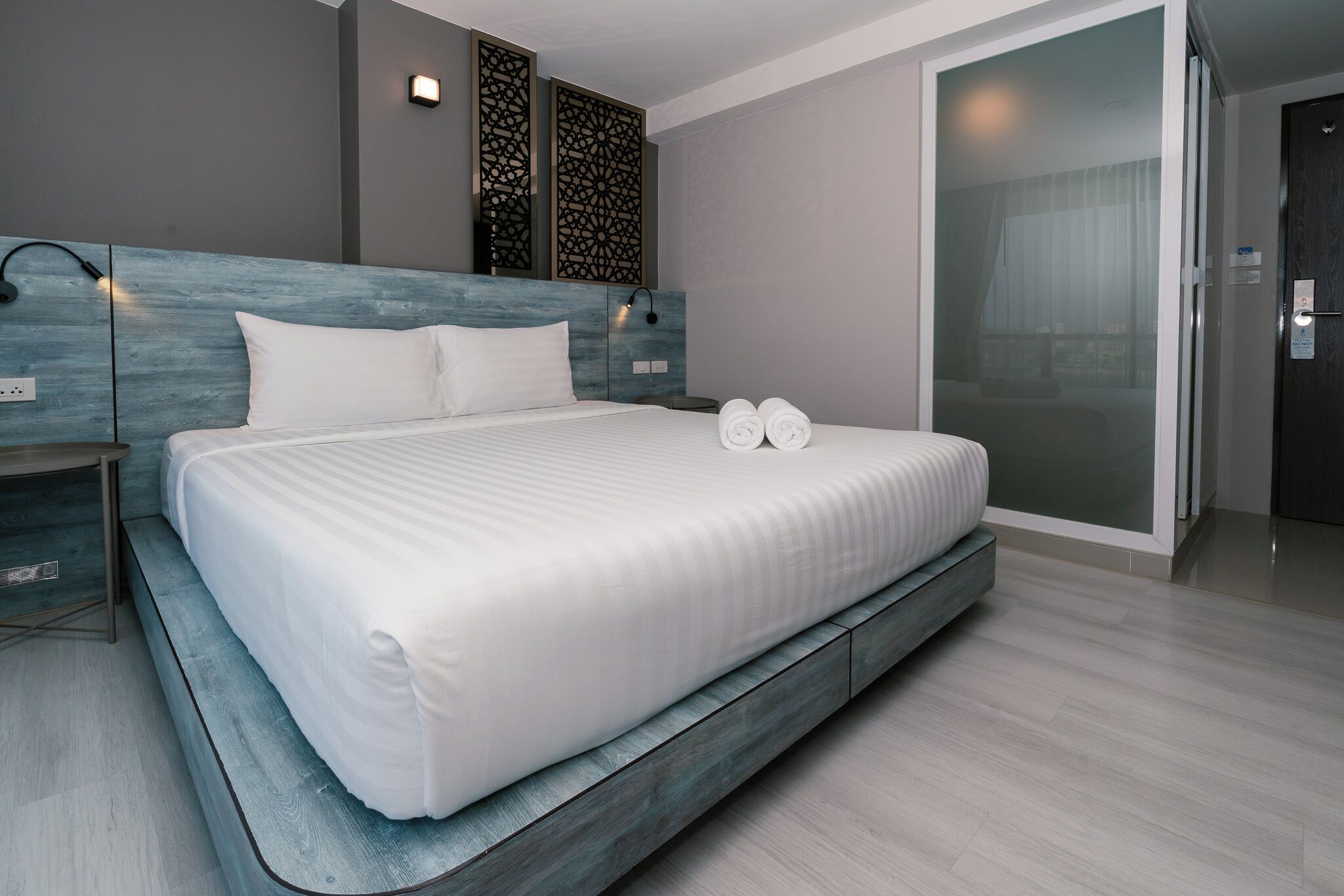 Habitación estándar doble, vistas al río | Escritorio y wifi gratis