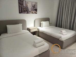 Iron/ironing board, WiFi, bed sheets - Luxury 2BR • Porto New Cairo • Pool & 3 Baths (New Cairo 1)