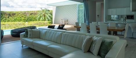 ヴィラ パティオ | リビング エリア