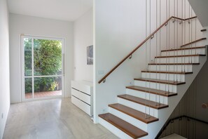 Villa, patio | Interior