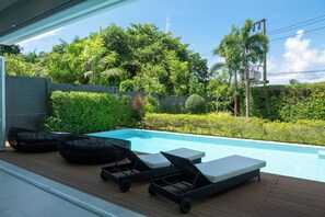 Outdoor pool - 4BR Huge Pool Gym Pool Table V299 (Choeng Thale)