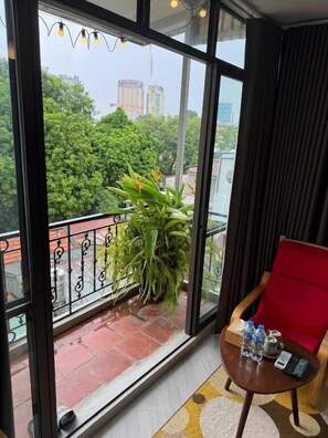 ベーシック ダブルルーム バルコニー シティビュー | 内装