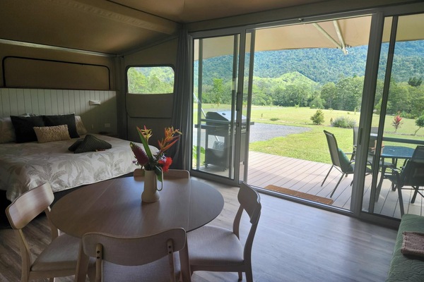 Luxury Cabin, Mountain View | Blackout drapes, free WiFi