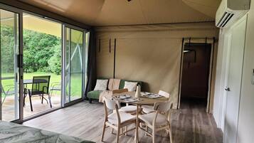 Luxury-Ferienhütte, Bergblick | Speisen