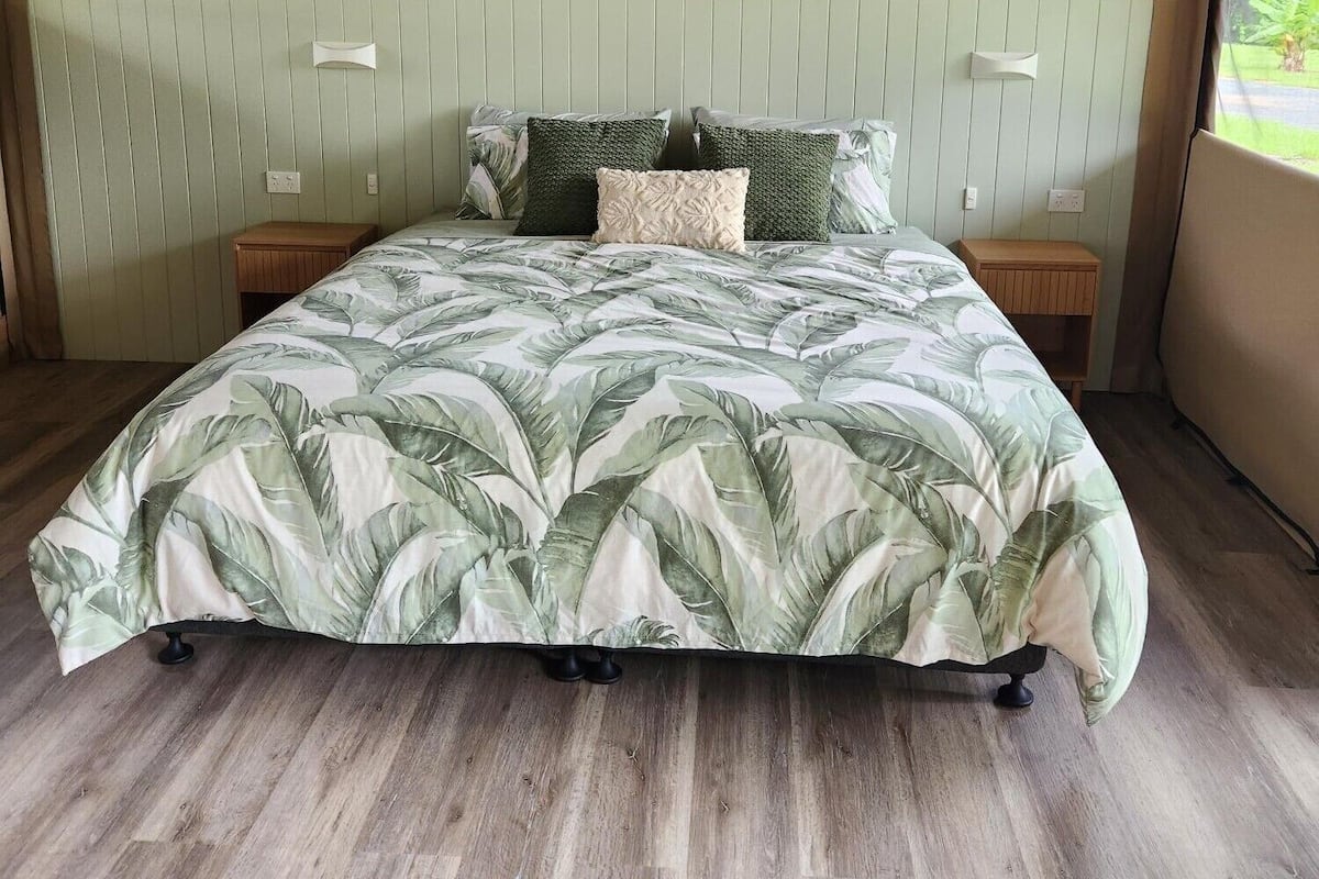 Luxury Cabin, Mountain View