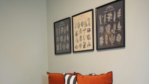 Family Suite | 客廳
