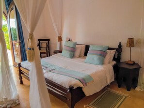 Familienvilla, Balkon, Blick auf den Golfplatz | Verdunkelungsvorhänge, kostenloses WLAN