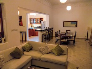 Family Villa, Balcony, Golf View | Living area - Vipingo Ridge Swahili Villa (Vipingo)