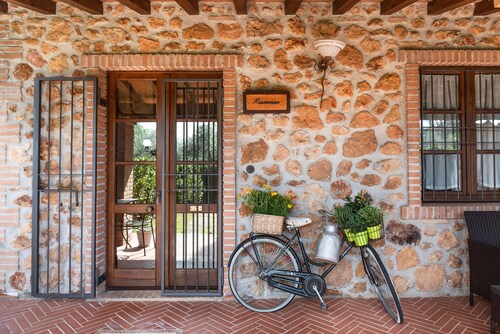 Holiday Home 'Il Cerreto – Casa Rosmarino' with Private Garden, Wi-Fi & Air Conditioning