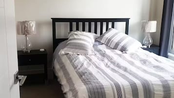 1 bedroom, iron/ironing board, internet, bed sheets
