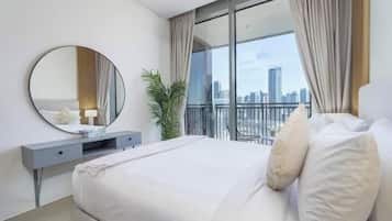 Premium Apartment, Balcony, Canal View | Iron/ironing board, cots/infant beds, free WiFi, bed sheets