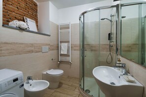 Regadera y bidet 