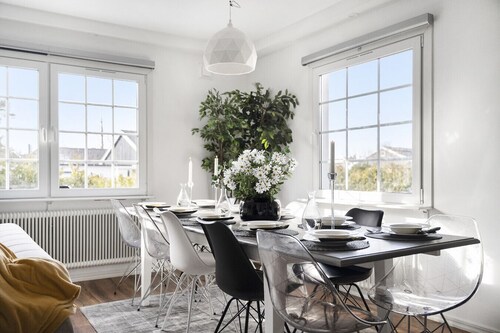Sunset Getaway Group House in Malmö
