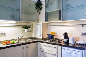 Private kitchen - Cadorna's Nest - Cozy and Central (Milano)