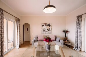 Living area - Renovated Home in Agios Leon | Private Grounds | Near Porto Limnionas (Agios Leon)