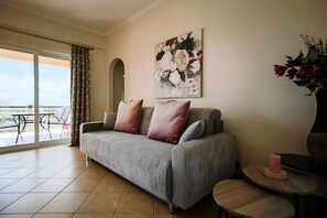 Living area - Renovated Home in Agios Leon | Private Grounds | Near Porto Limnionas (Agios Leon)