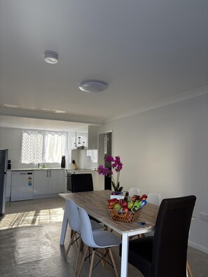 Niet-geclassificeerde afbeelding, 3 van 16, knop