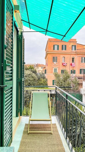 Property grounds - Borgo Felix - Welcoming 1-bedroom apartment with AC in historic Roman quarter. (Roma)