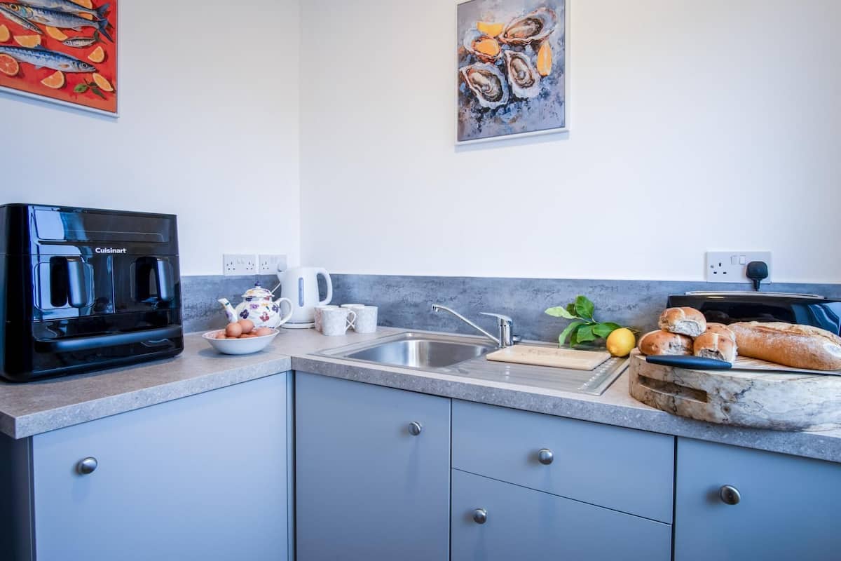 Apartment (2 Bedrooms) | Private kitchen