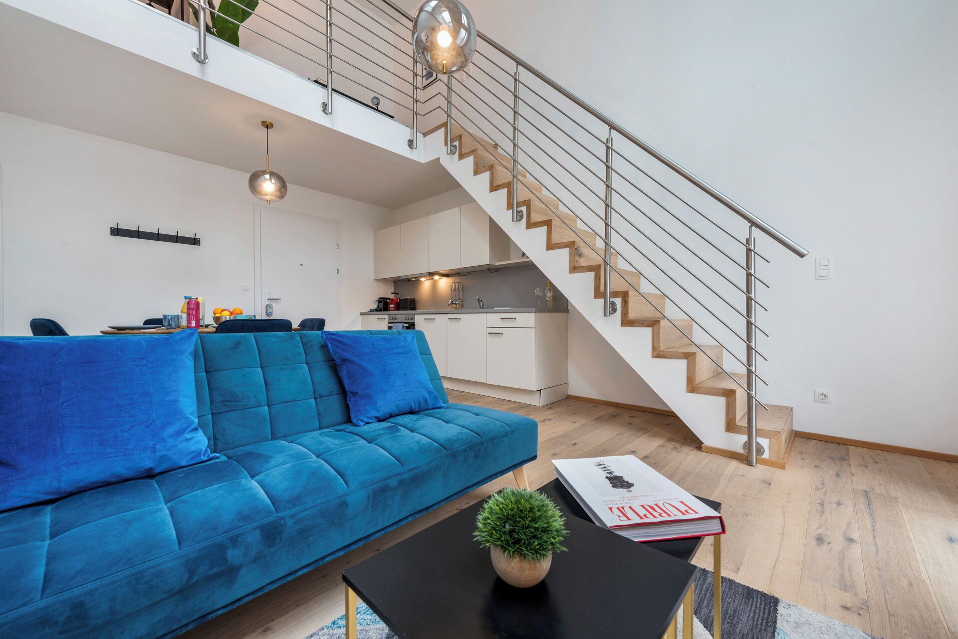 Apartment, Mehrere Betten, Nichtraucher | Wohnbereich | Flachbildfernseher