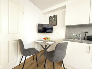 Apartamento, 1 habitación | Tabla de planchar con plancha