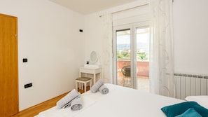 3 bedrooms, iron/ironing board, free WiFi, bed sheets - Villa Jerkovic Neretva by Villas Guide (Metkovic)