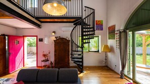TV - Holiday home Kolo loko cottage by Villas Guide (Ražanac)