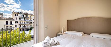 Fer et planche Ă repasser, lit parapluie, Wi-Fi gratuit