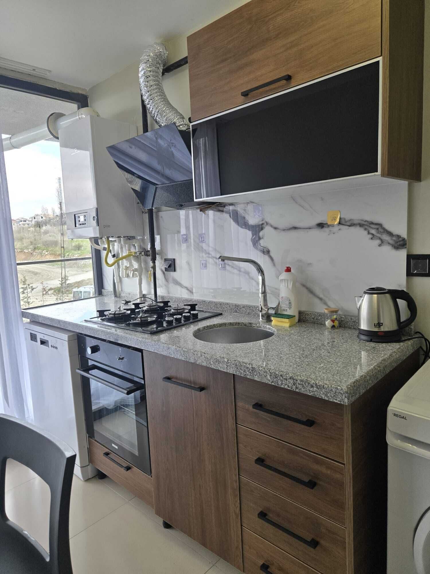 3+1 Dublex Daire | Cuisine privée | Réfrigérateur grande capacité avec congélateur, four à micro-ondes