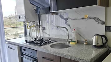 3+1 Dublex Daire | Cuisine privée | Réfrigérateur grande capacité avec congélateur, four à micro-ondes