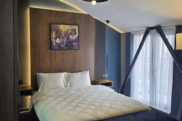 3+1 Dublex Daire | Seprai premium, minibar, meja kerja, dan Wi-Fi gratis