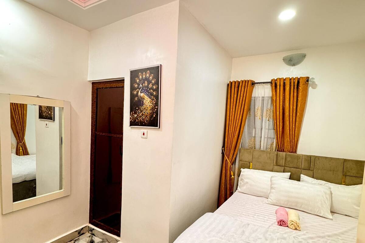 Appartement Deluxe, 4 chambres, balcon | Fer et planche à repasser, Wi-Fi gratuit