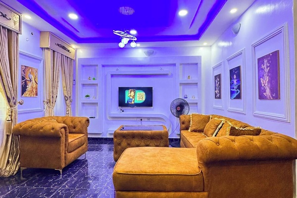 Luxury Suite, 4 Bedrooms, Balcony | Interior