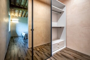 Zimmersafe, Bügeleisen/Bügelbrett, Reisekinderbett, kostenloses WLAN