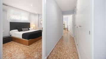 3 chambres, fer et planche Ă repasser, Wi-Fi, draps fournis