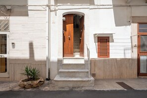 Exterior detail - Casa Pascal with Panoramic Terrace in Central Ostuni (Ostuni)