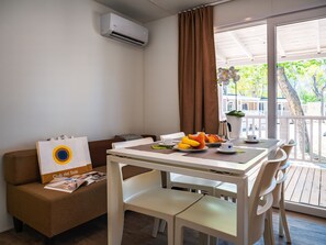 Mobile Home | Living room - Friendly Mobile Home in Rimini Family Village (Rimini)
