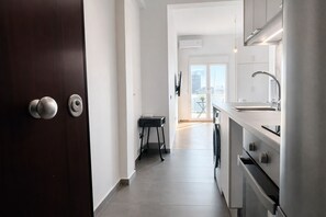 Private kitchen - Athens View Studio Near Lycabettus Hill by MPS (Athina)