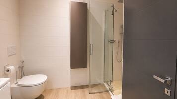Shower, hair dryer, bidet, shampoo