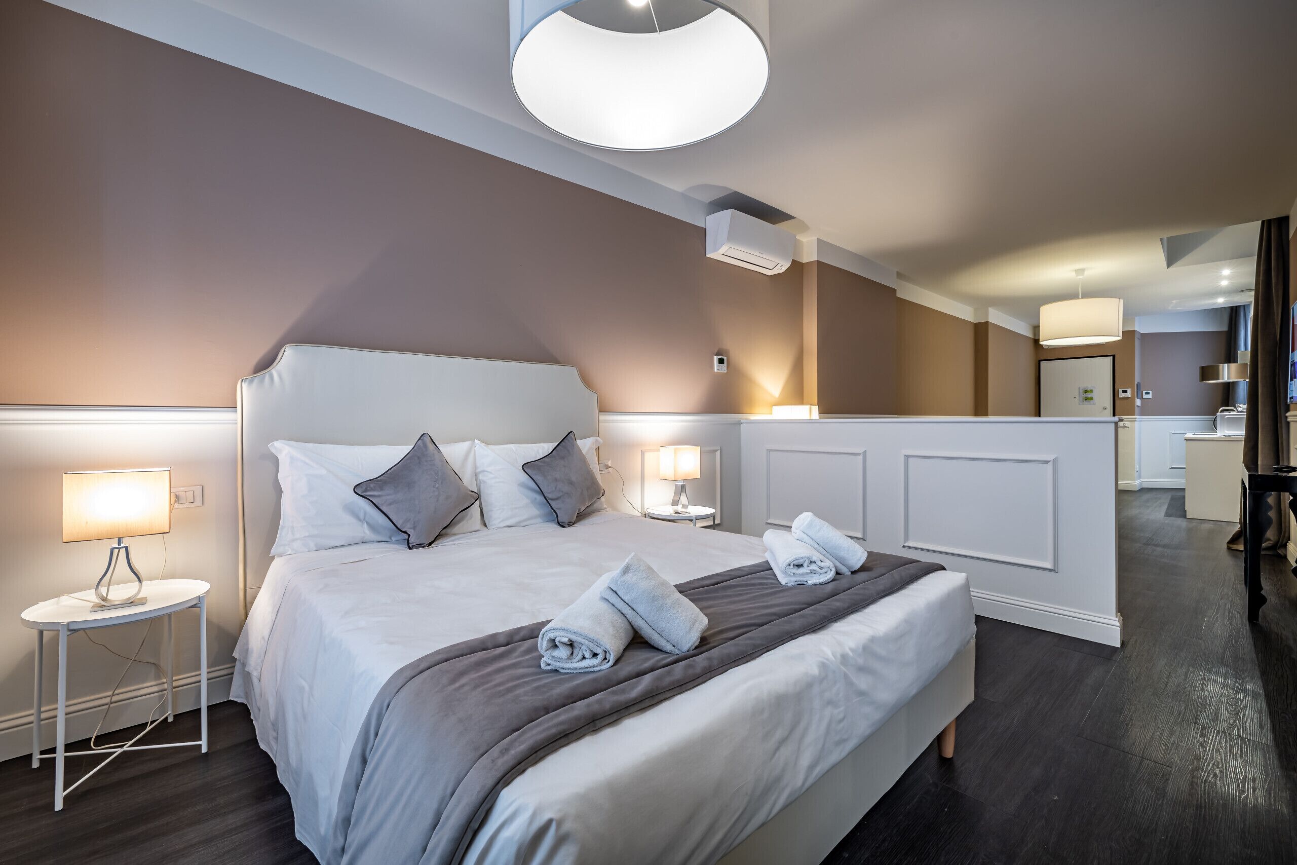 Iron/ironing board, free WiFi