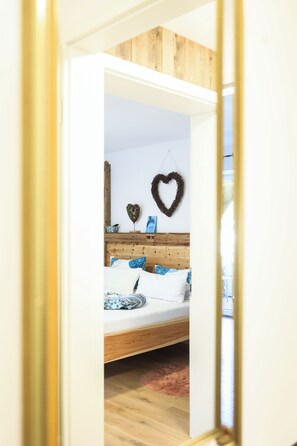 Unclassified image, 3 of 9, button - Bed & Breakfast room "Vika" - for 4 persons in Essing (Essing)