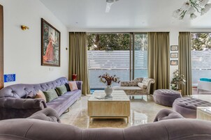 Villa, Non Smoking, Private Pool | Living area