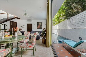 Vila, Bebas Asap Rokok, kolam renang pribadi | Tempat makan outdoor