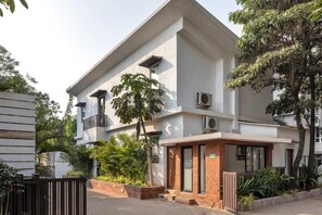 Exterior - Nerul Nirvana Nest by Dia Hotels  (Nerul)
